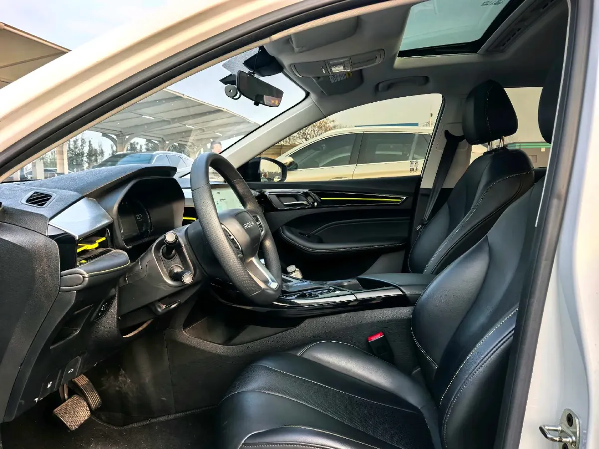 2021 Roewe i5 1.5L 120HP L4 CVT,autocango,china used car exporter,china ev exporter,chinese used car exporter,chinese used ev exporter