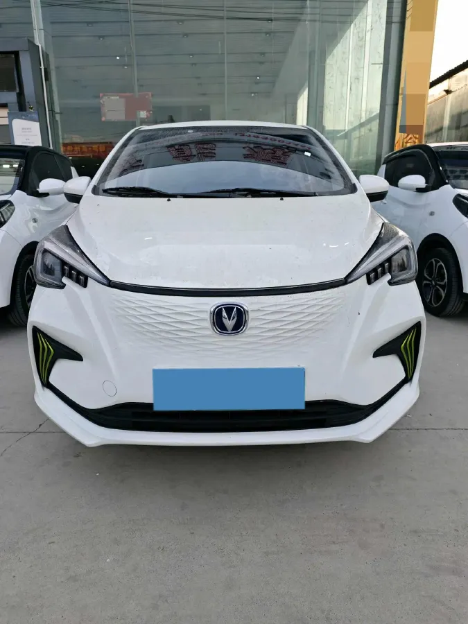 2022 ChangAn BenBen E-Star BEV 32.2KWH,autocango,china used car exporter,china ev exporter,chinese used car exporter,chinese used ev exporter