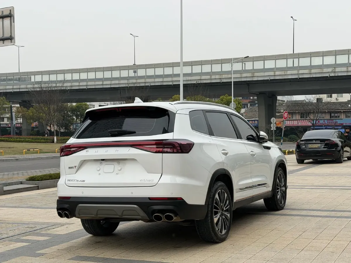 2024 Chery Tiggo 8 PRO 2.0T 254HP L4 7DCT,autocango,china used car exporter,china ev exporter,chinese used car exporter,chinese used ev exporter