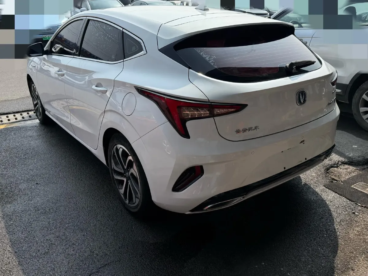 2018 ChangAn Eado XT 1.6L 128HP L4 5MT,autocango,china used car exporter,china ev exporter,chinese used car exporter,chinese used ev exporter