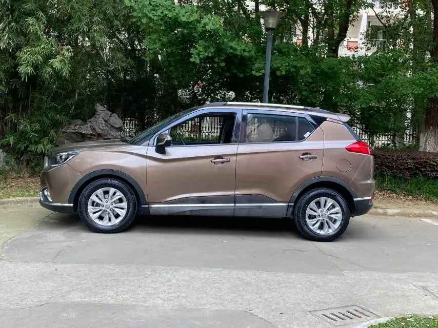 2018 HaiMa S5 Young Edition 1.6L 122HP L4 CVT,autocango,china used car exporter,china ev exporter,chinese used car exporter,chinese used ev exporter