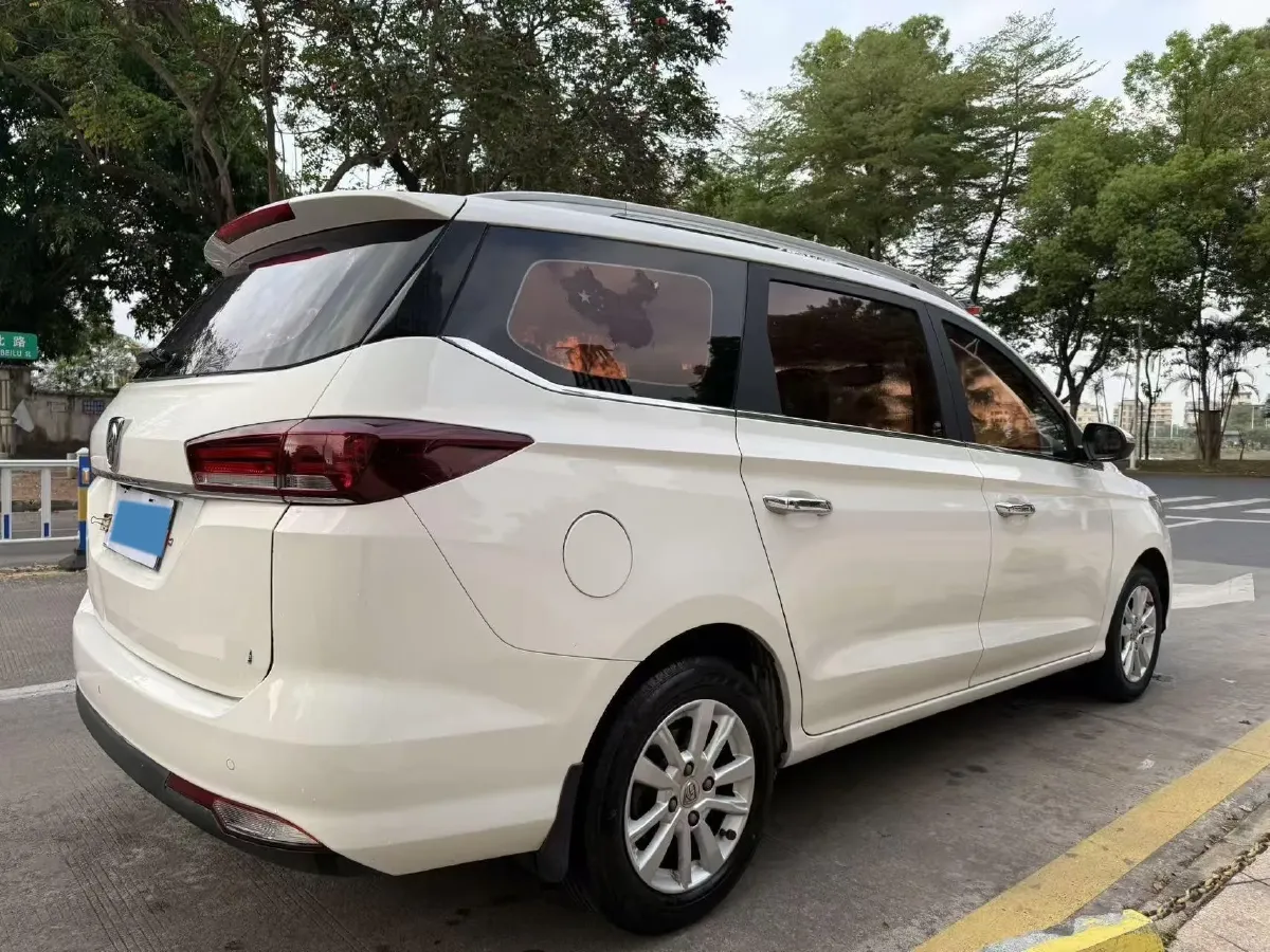 2018 BaoJun 360 1.5L 112HP L4 6MT,autocango,china used car exporter,china ev exporter,chinese used car exporter,chinese used ev exporter