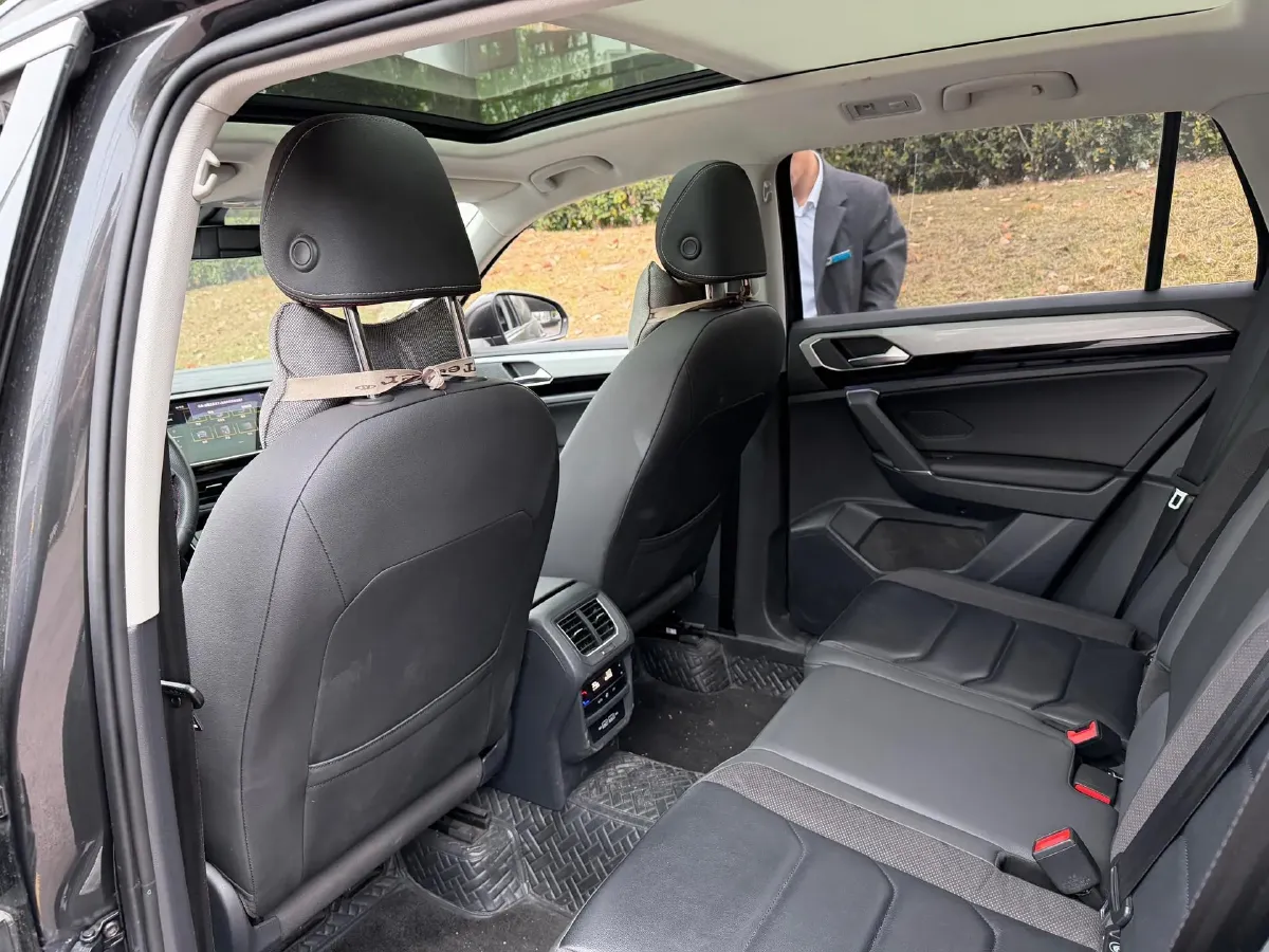 2022 Volkswagen Tayron 2.0T 186HP L4 7DCT,autocango,china used car exporter,china ev exporter,chinese used car exporter,chinese used ev exporter