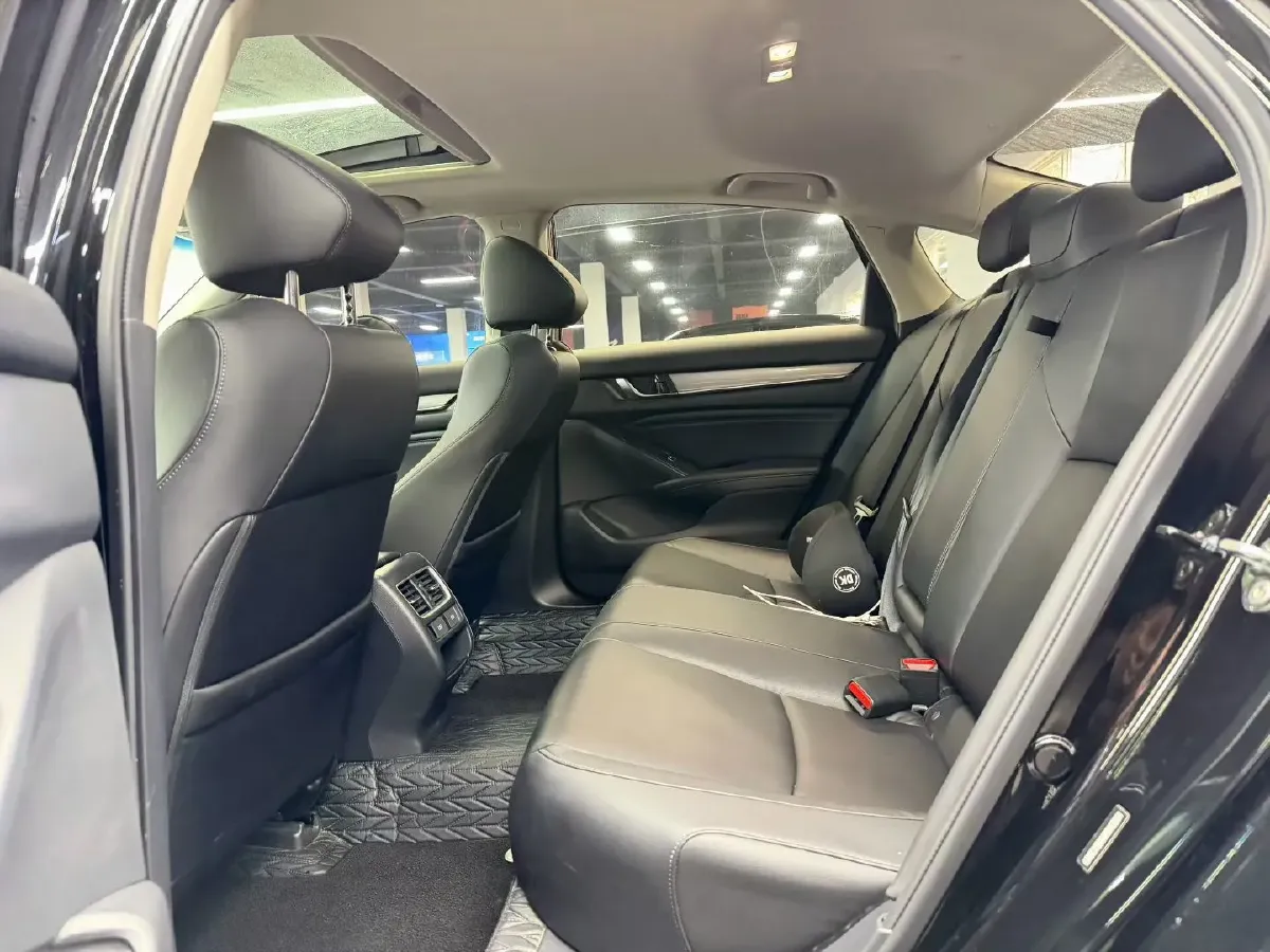 2022 Honda Accord 2.0L 146HP L4 E-CVT Hybrid,autocango,china used car exporter,china ev exporter,chinese used car exporter,chinese used ev exporter