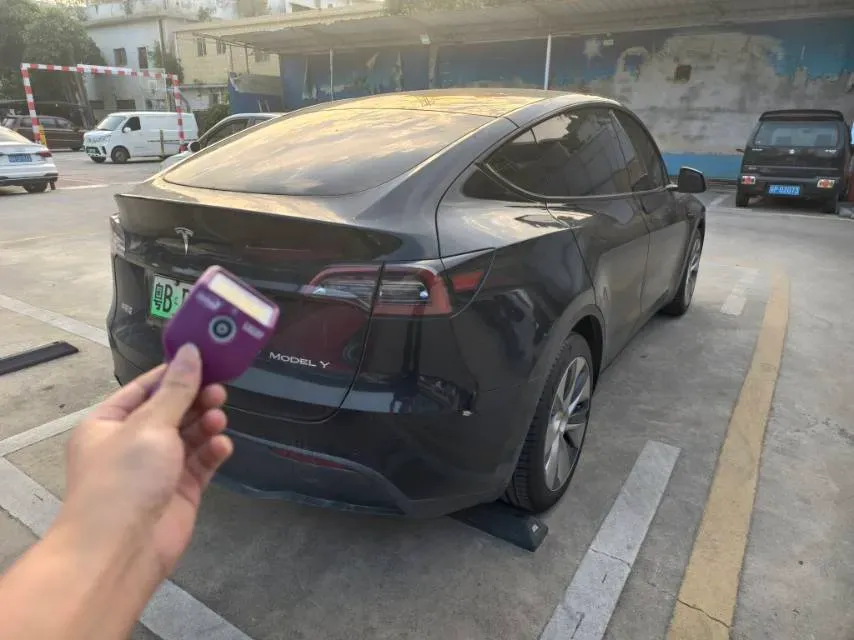 2022 Tesla Model Y BEV 60KWH,autocango,china used car exporter,china ev exporter,chinese used car exporter,chinese used ev exporter