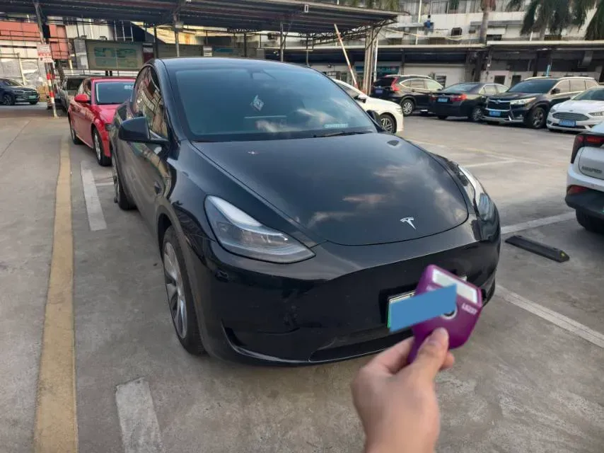2022 Tesla Model Y BEV 60KWH,autocango,china used car exporter,china ev exporter,chinese used car exporter,chinese used ev exporter