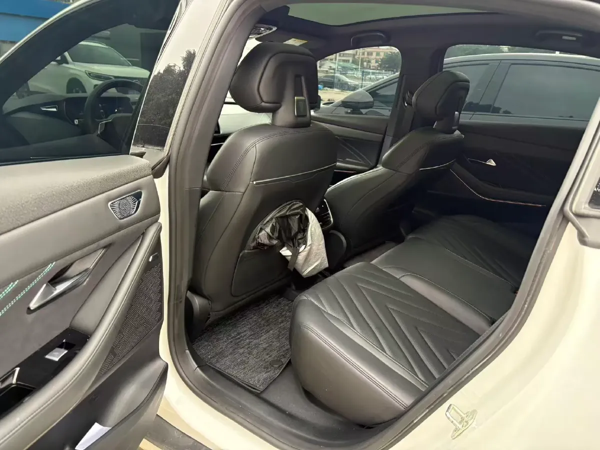 2023 Deepal SL03 1.5L 95HP L4 REEV 28.39KWH,autocango,china used car exporter,china ev exporter,chinese used car exporter,chinese used ev exporter