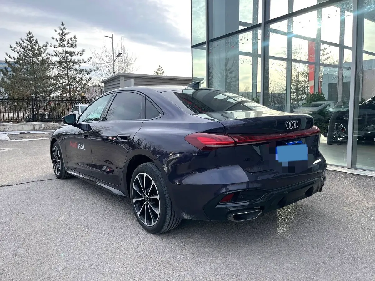 2026 Audi A5L 2.0T 204HP L4 7DCT,autocango,china used car exporter,china ev exporter,chinese used car exporter,chinese used ev exporter