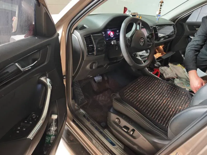 2021 Skoda Kodiak 2.0T 186HP L4 7DCT,autocango,china used car exporter,china ev exporter,chinese used car exporter,chinese used ev exporter