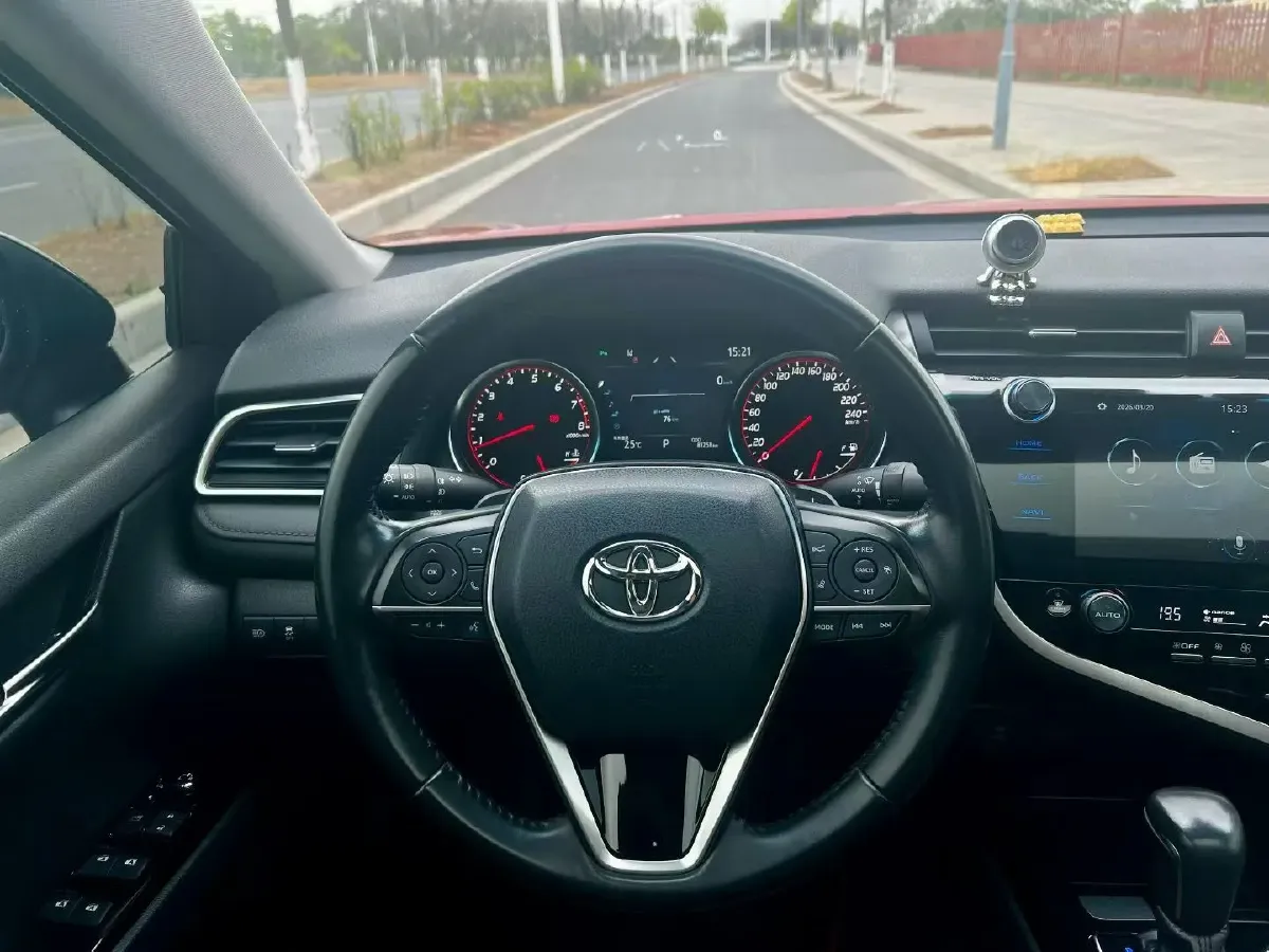 2019 Toyota Camry 2.0L 178HP L4 CVT,autocango,china used car exporter,china ev exporter,chinese used car exporter,chinese used ev exporter