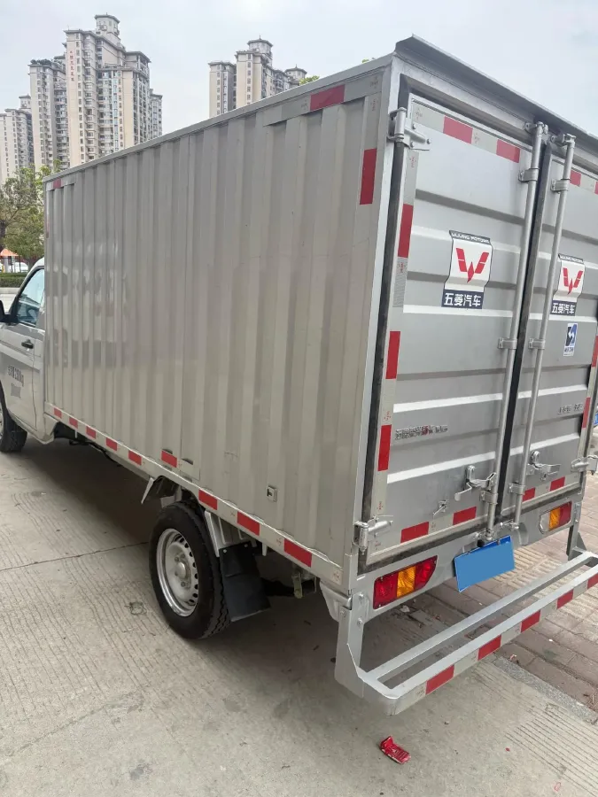 2023 WuLing RongGuang New Truck 2.0L 136HP L4 5MT,autocango,china used car exporter,china ev exporter,chinese used car exporter,chinese used ev exporter