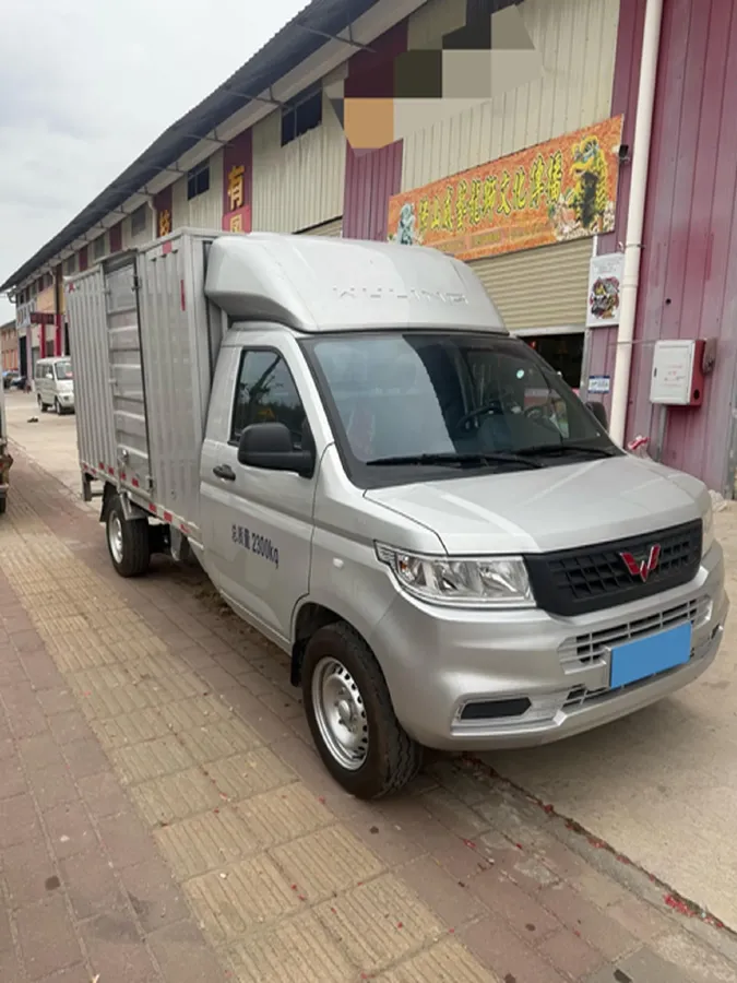 2023 WuLing RongGuang New Truck 2.0L 136HP L4 5MT,autocango,china used car exporter,china ev exporter,chinese used car exporter,chinese used ev exporter