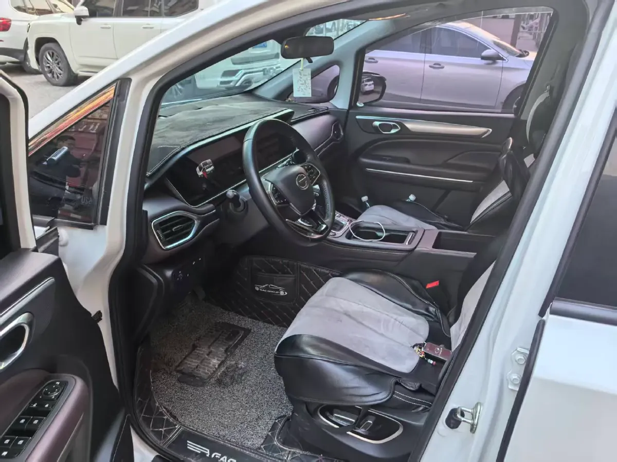 2021 GAC Trumpchi M6 1.5T 169HP L4 7DCT,autocango,china used car exporter,china ev exporter,chinese used car exporter,chinese used ev exporter