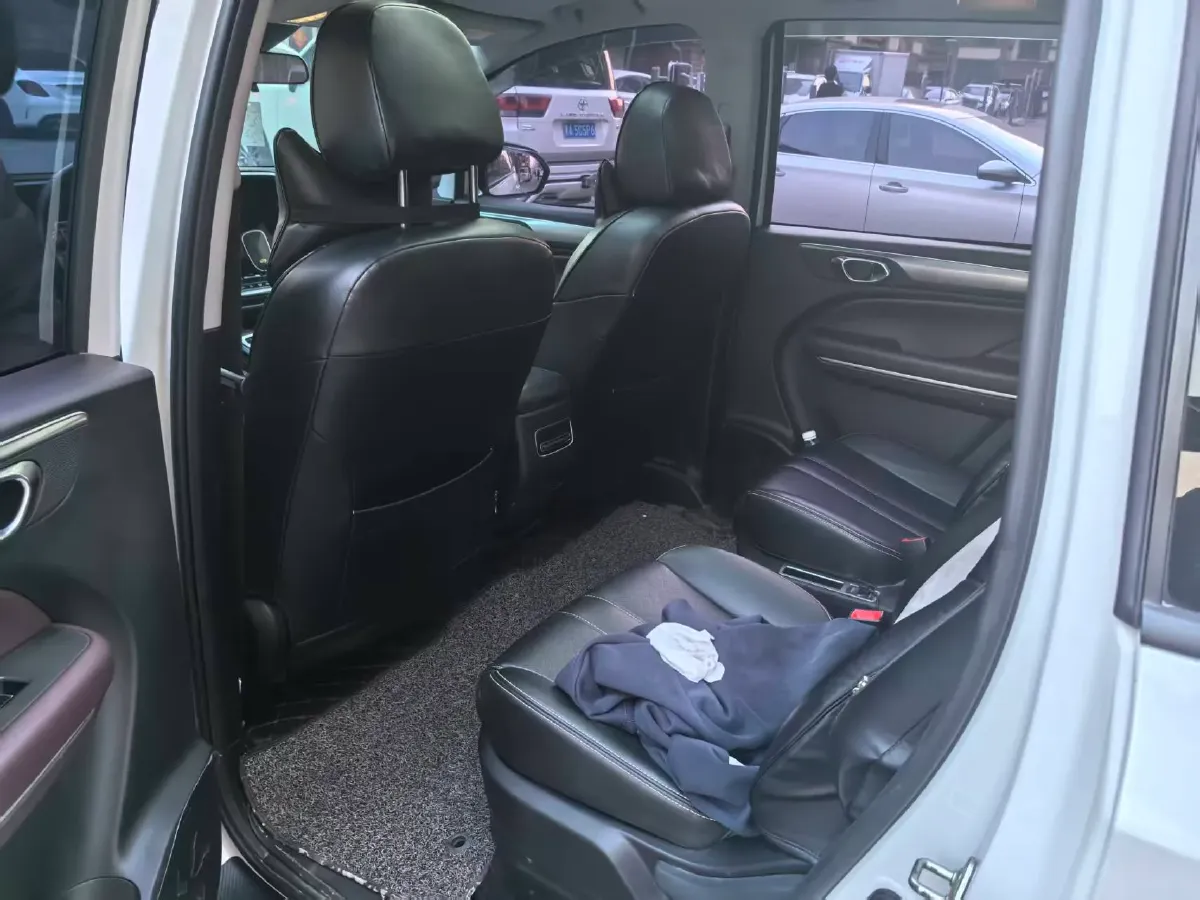 2021 GAC Trumpchi M6 1.5T 169HP L4 7DCT,autocango,china used car exporter,china ev exporter,chinese used car exporter,chinese used ev exporter