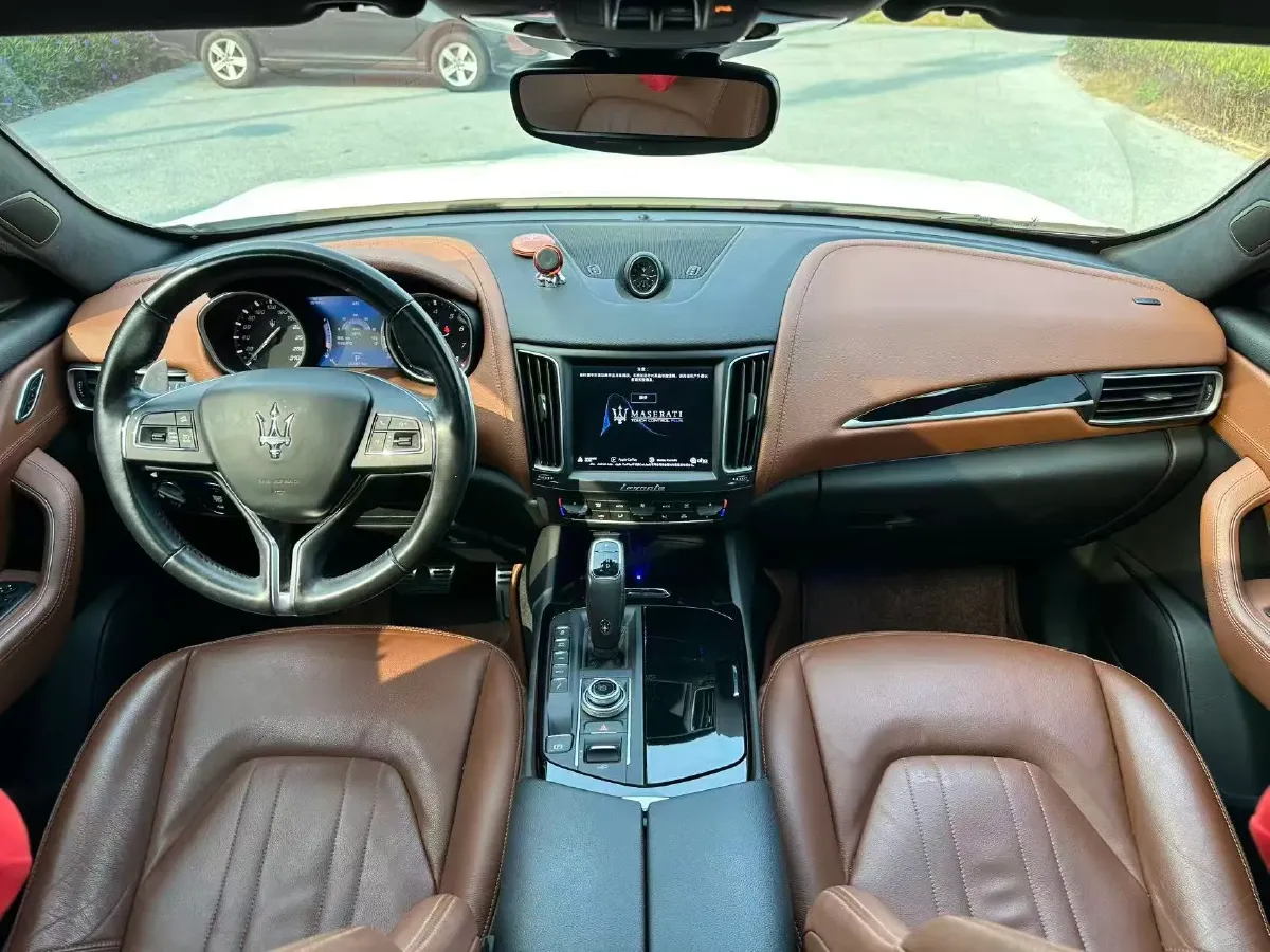 2019 Maserati Levante 3.0T 350HP V6 8AT,autocango,china used car exporter,china ev exporter,chinese used car exporter,chinese used ev exporter