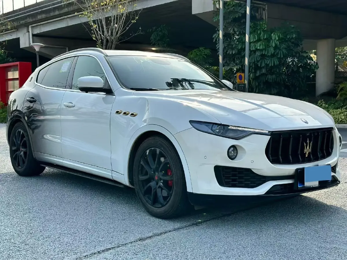2019 Maserati Levante 3.0T 350HP V6 8AT,autocango,china used car exporter,china ev exporter,chinese used car exporter,chinese used ev exporter