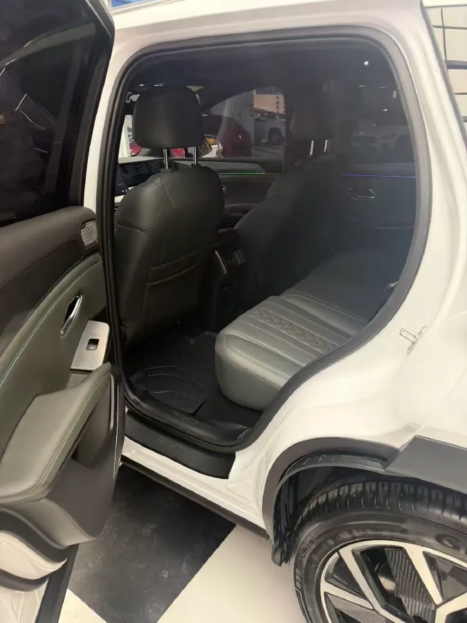 2025 BYD SongL DM-i 1.5L 101HP L4 E-CVT PHEV 26.6KWH,autocango,china used car exporter,china ev exporter,chinese used car exporter,chinese used ev exporter