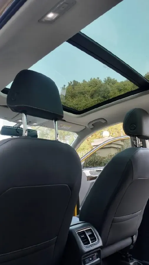 2019 Jeep Cherokee 2.0T 234HP L4 9AT,autocango,china used car exporter,china ev exporter,chinese used car exporter,chinese used ev exporter