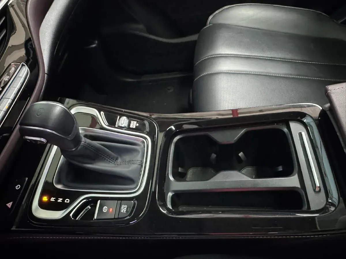 2023 GAC Trumpchi M6 1.5T 177HP L4 7DCT,autocango,china used car exporter,china ev exporter,chinese used car exporter,chinese used ev exporter