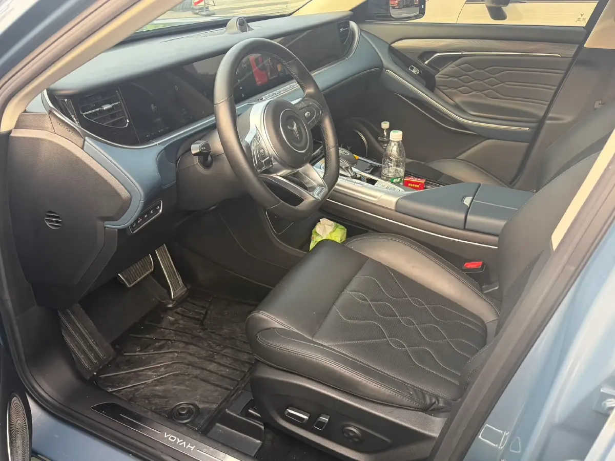 2021 Voyah FREE Range Extended 109HP REEV 33KWH,autocango,china used car exporter,china ev exporter,chinese used car exporter,chinese used ev exporter