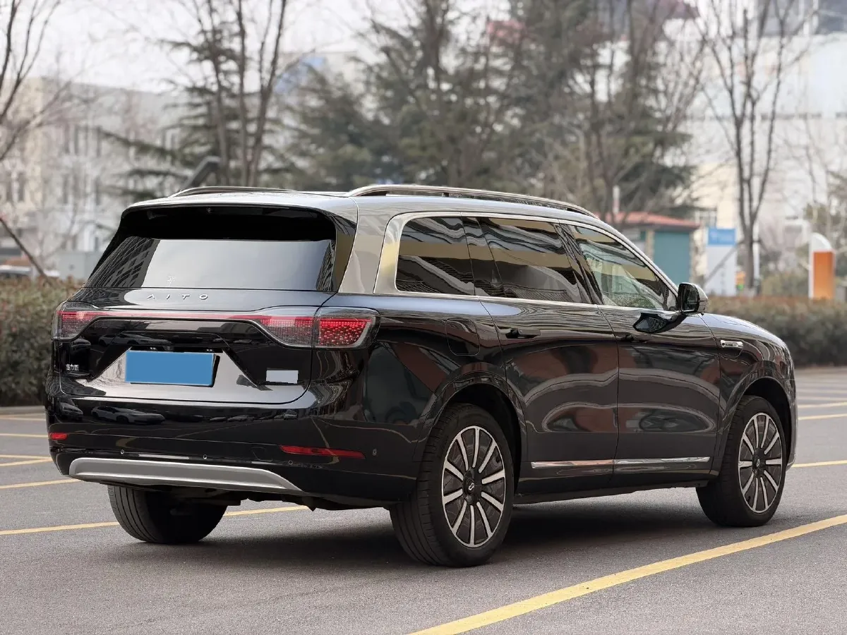 2024 AITO AITO M9 1.5T 152HP L4 REEV 42KWH,autocango,china used car exporter,china ev exporter,chinese used car exporter,chinese used ev exporter
