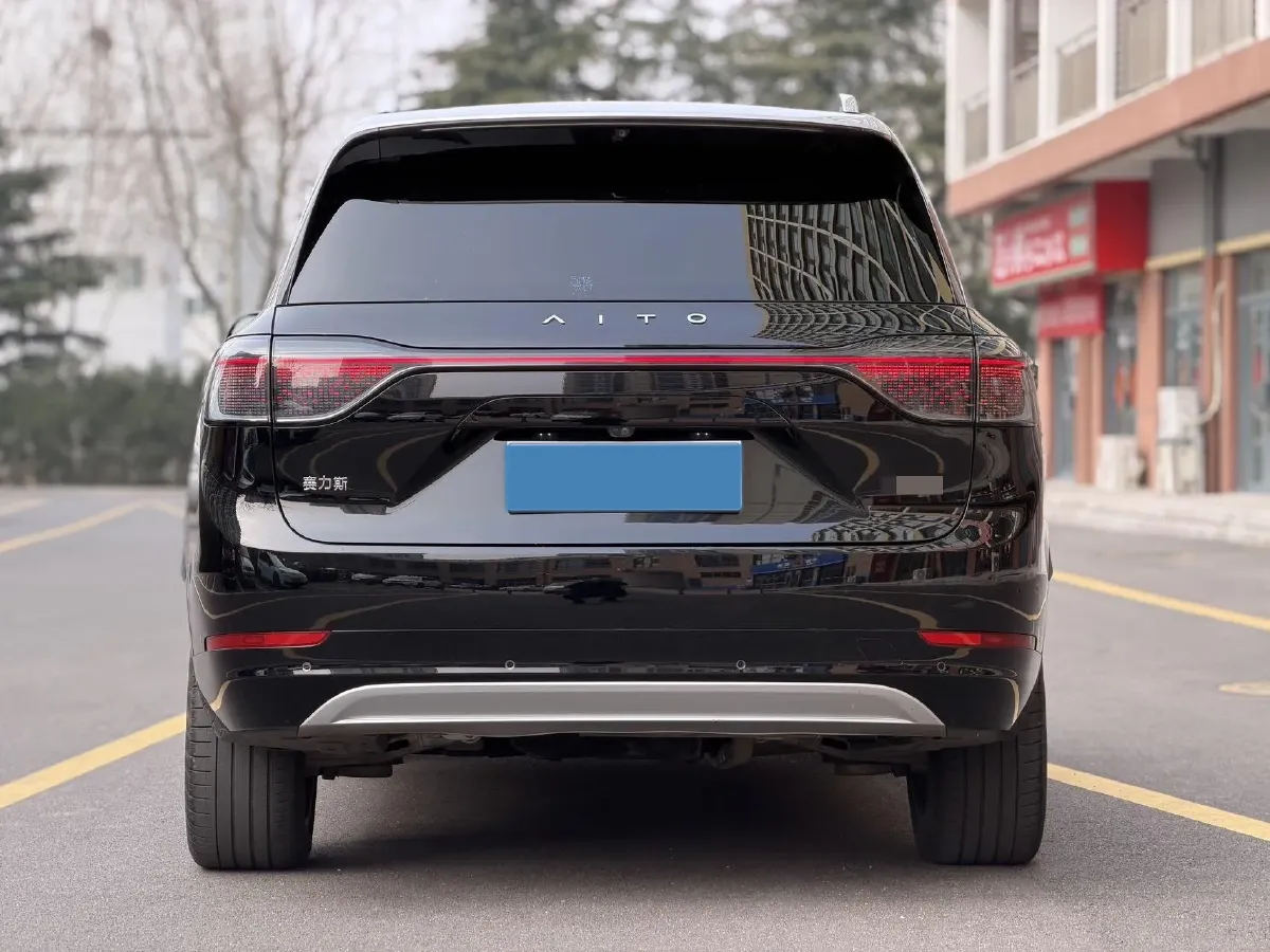 2024 AITO AITO M9 1.5T 152HP L4 REEV 42KWH,autocango,china used car exporter,china ev exporter,chinese used car exporter,chinese used ev exporter