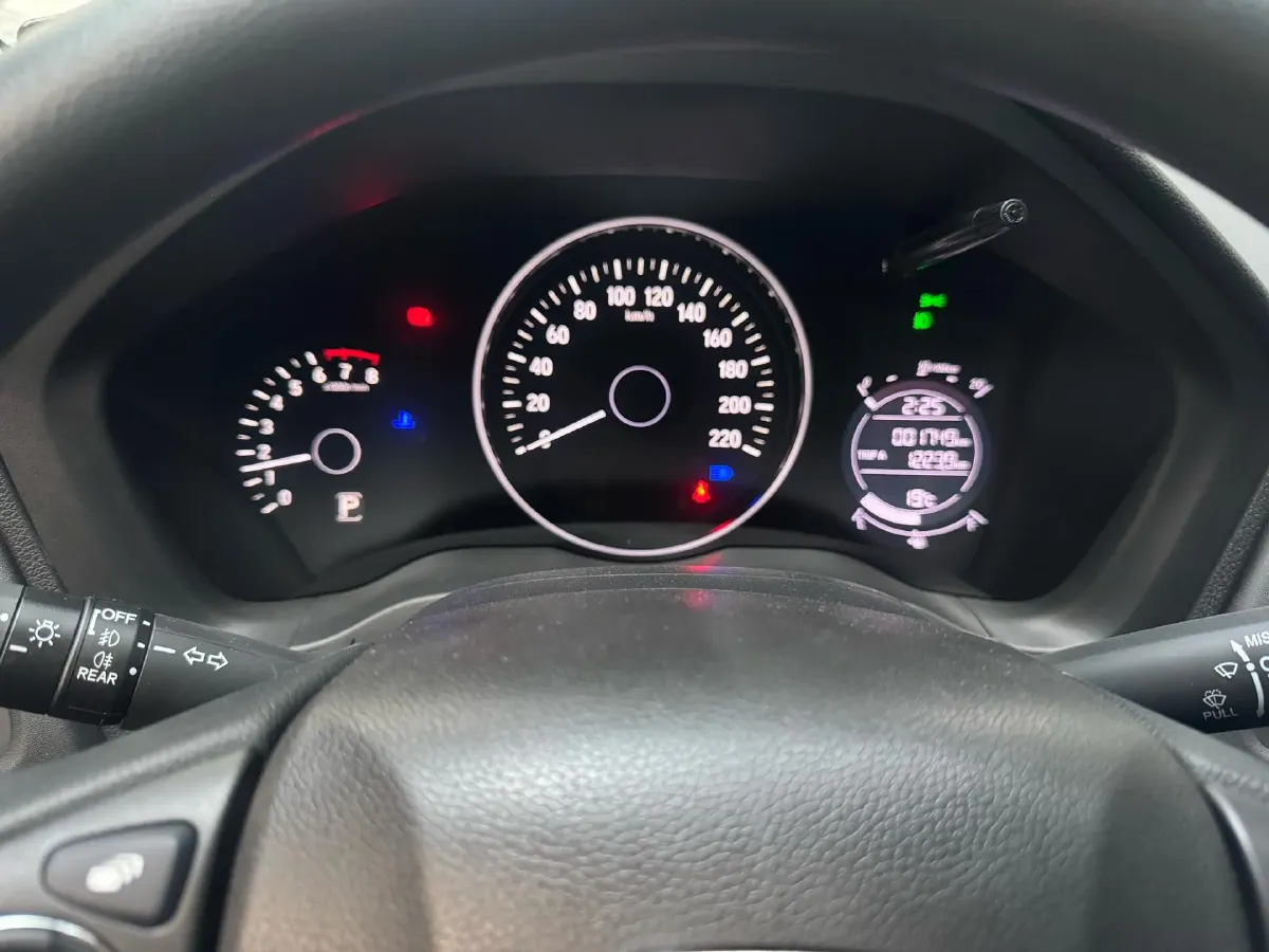 2020 Honda Vezel 1.5T 177HP L4 CVT,autocango,china used car exporter,china ev exporter,chinese used car exporter,chinese used ev exporter