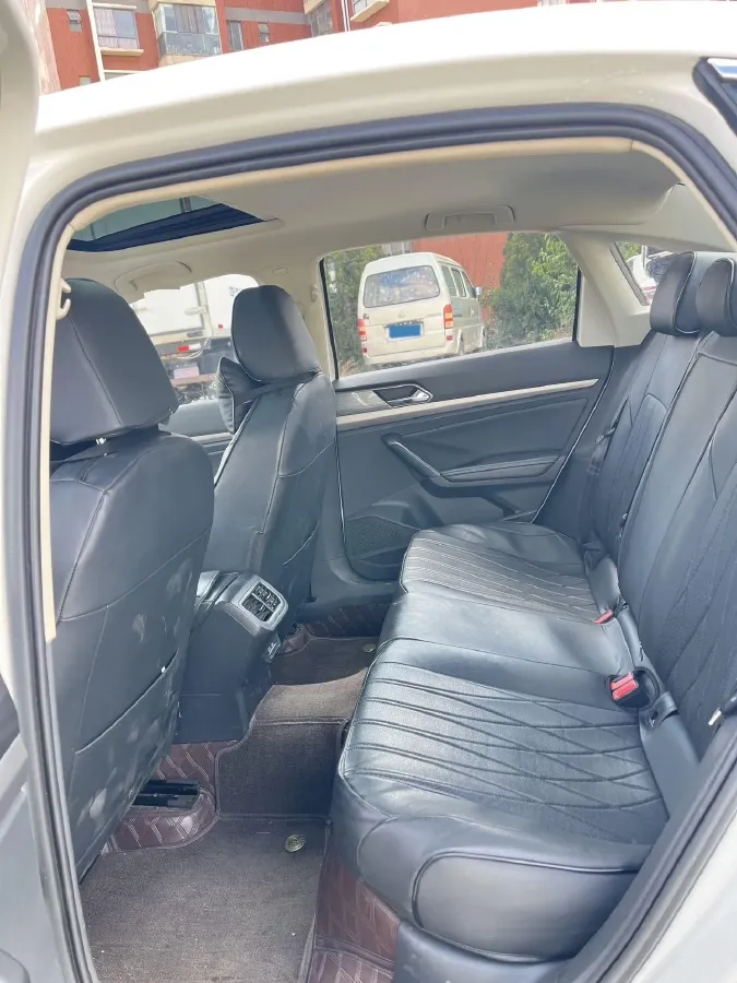 2018 Foton Tunland 2.4L 136HP L4 5MT,autocango,china used car exporter,china ev exporter,chinese used car exporter,chinese used ev exporter