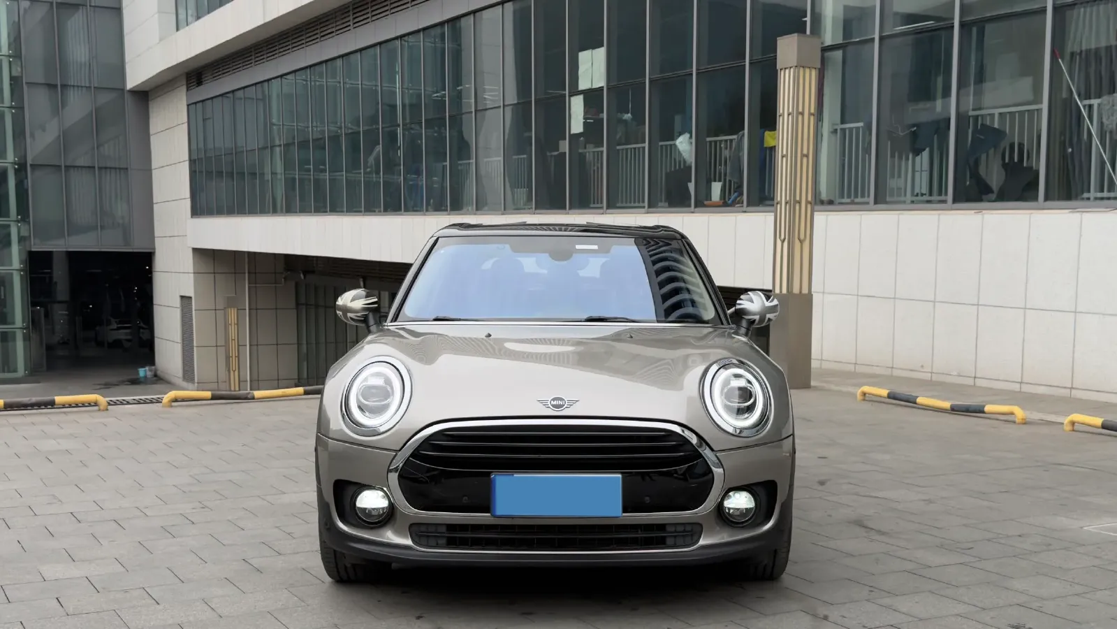 2018 Infiniti QX30 1.6T 156HP L4 7DCT,autocango,china used car exporter,china ev exporter,chinese used car exporter,chinese used ev exporter