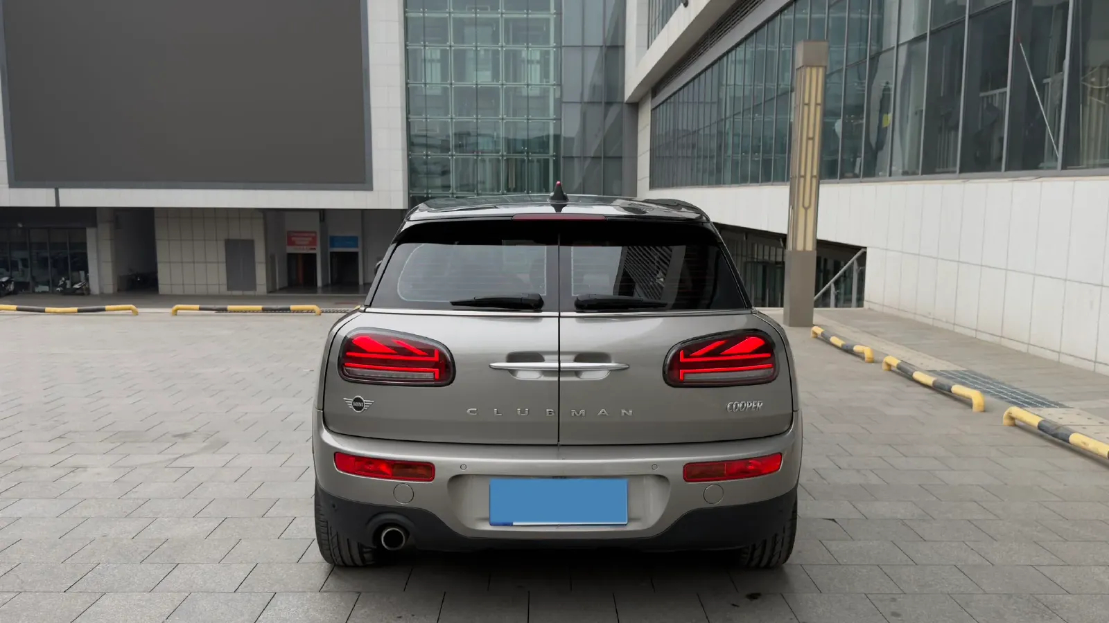 2018 Infiniti QX30 1.6T 156HP L4 7DCT,autocango,china used car exporter,china ev exporter,chinese used car exporter,chinese used ev exporter