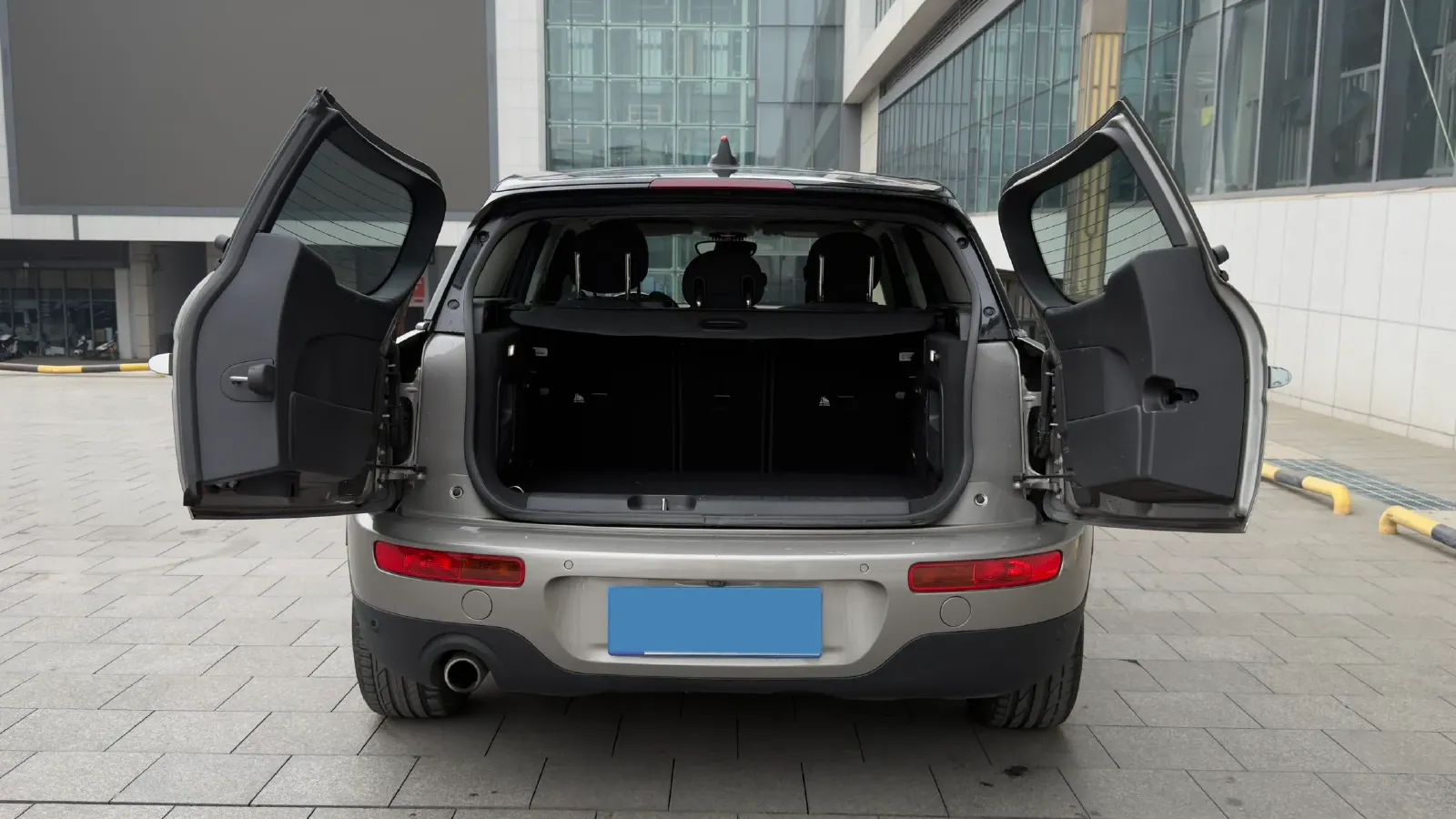 2018 Infiniti QX30 1.6T 156HP L4 7DCT,autocango,china used car exporter,china ev exporter,chinese used car exporter,chinese used ev exporter