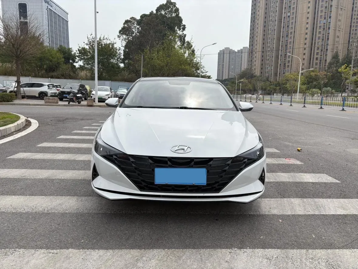 2022 Hyundai Elantra 1.5L 115HP L4 CVT,autocango,china used car exporter,china ev exporter,chinese used car exporter,chinese used ev exporter