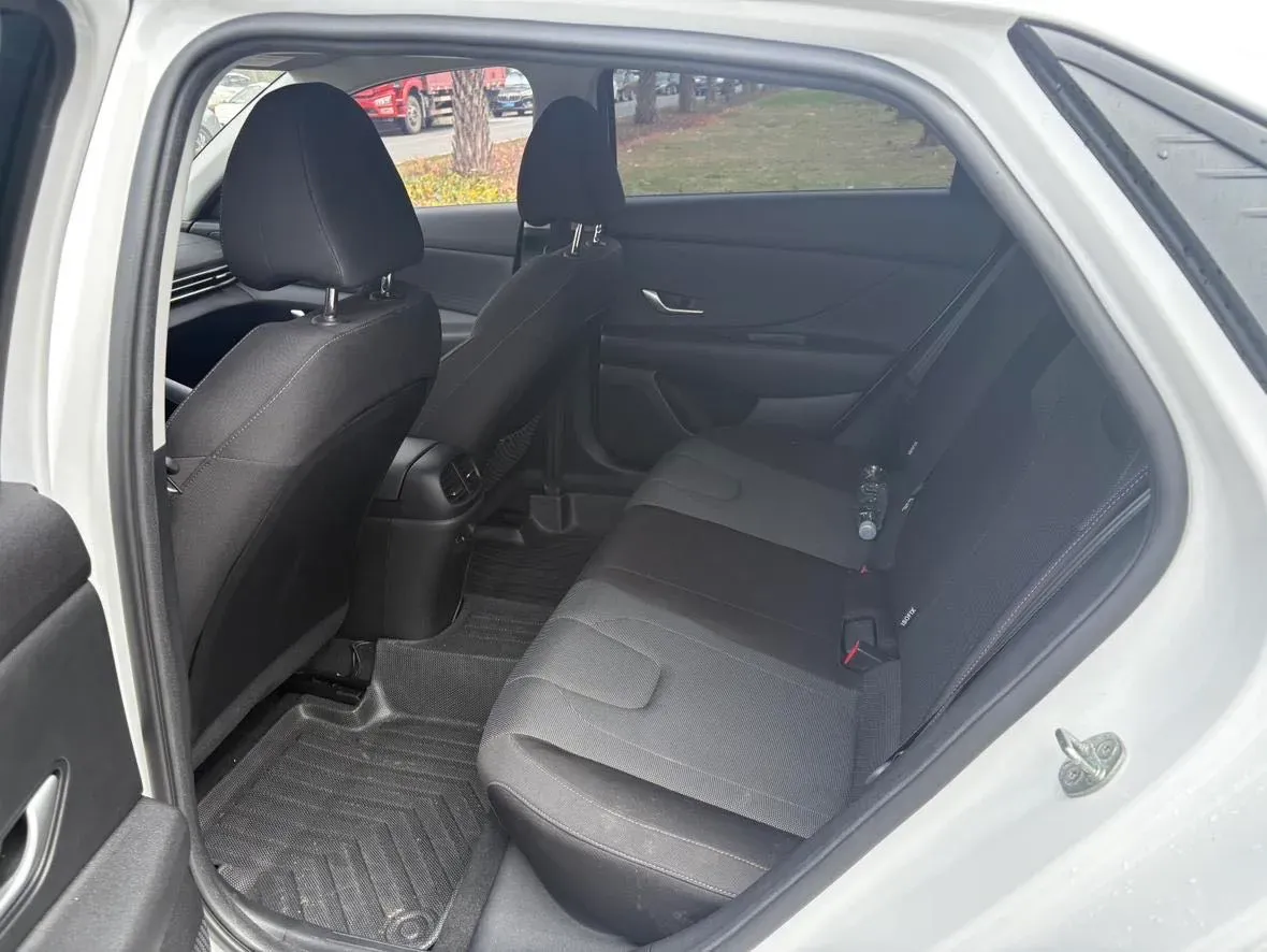 2022 Hyundai Elantra 1.5L 115HP L4 CVT,autocango,china used car exporter,china ev exporter,chinese used car exporter,chinese used ev exporter