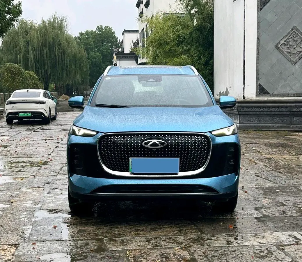 2025 Chery Tiggo 8 Plus 1.6T 197HP L4 7DCT,autocango,china used car exporter,china ev exporter,chinese used car exporter,chinese used ev exporter
