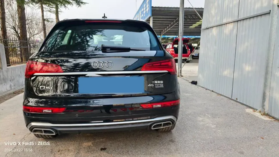 2021 Audi Q5L 2.0T 252HP L4 7DCT,autocango,china used car exporter,china ev exporter,chinese used car exporter,chinese used ev exporter