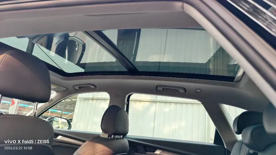 2021 Audi Q5L 2.0T 252HP L4 7DCT,autocango,china used car exporter,china ev exporter,chinese used car exporter,chinese used ev exporter