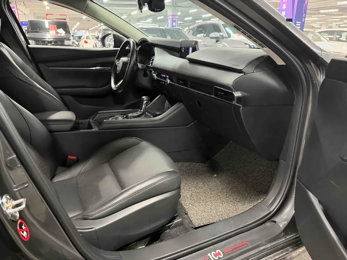 2020 Mazda 3 Axela 2.0L 158HP L4 6AT,autocango,china used car exporter,china ev exporter,chinese used car exporter,chinese used ev exporter