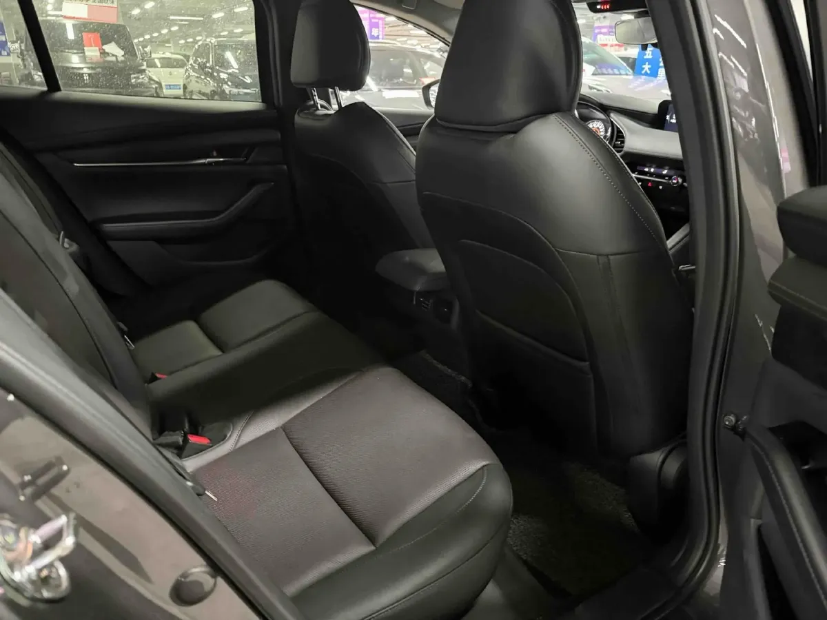 2020 Mazda 3 Axela 2.0L 158HP L4 6AT,autocango,china used car exporter,china ev exporter,chinese used car exporter,chinese used ev exporter