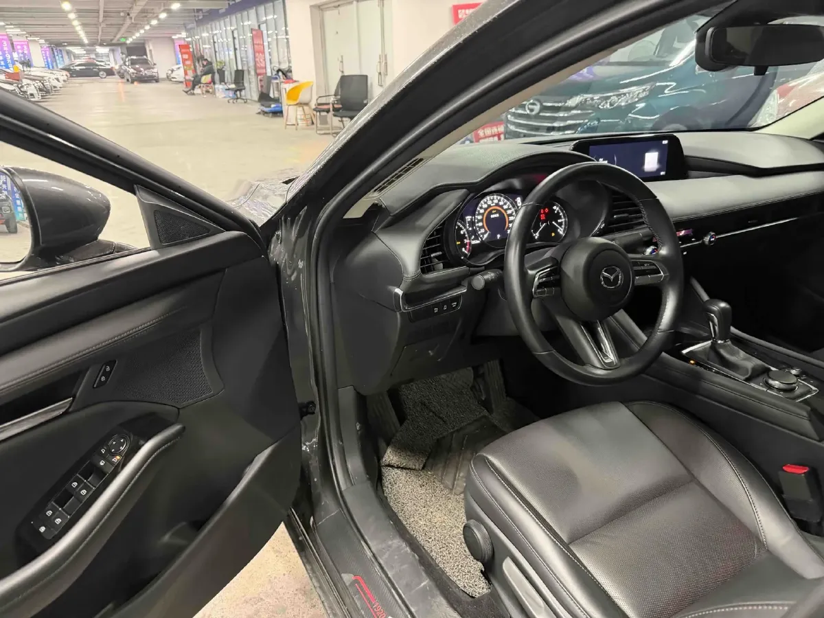 2020 Mazda 3 Axela 2.0L 158HP L4 6AT,autocango,china used car exporter,china ev exporter,chinese used car exporter,chinese used ev exporter