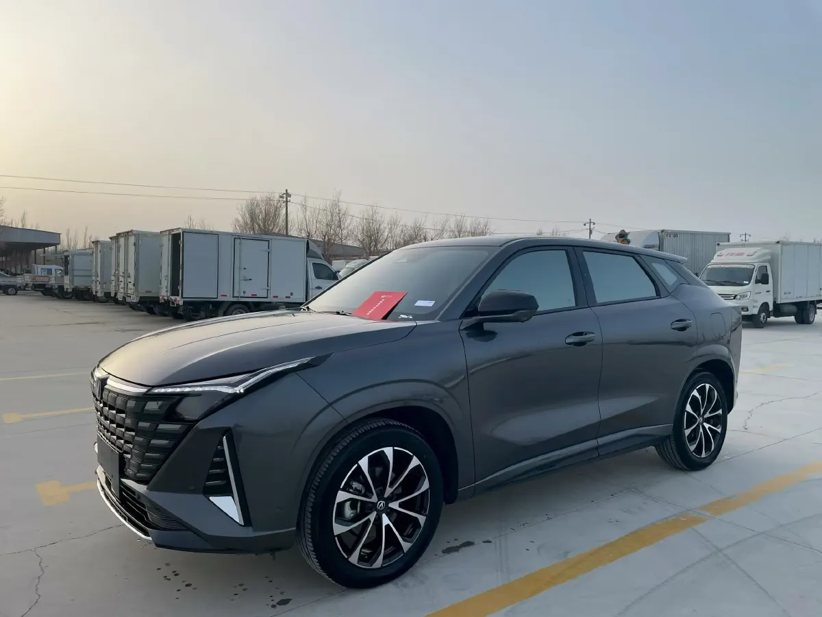 2024 ChangAn UNI-Z 1.5L 98HP L4 E-CVT PHEV 18.4KWH,autocango,china used car exporter,china ev exporter,chinese used car exporter,chinese used ev exporter