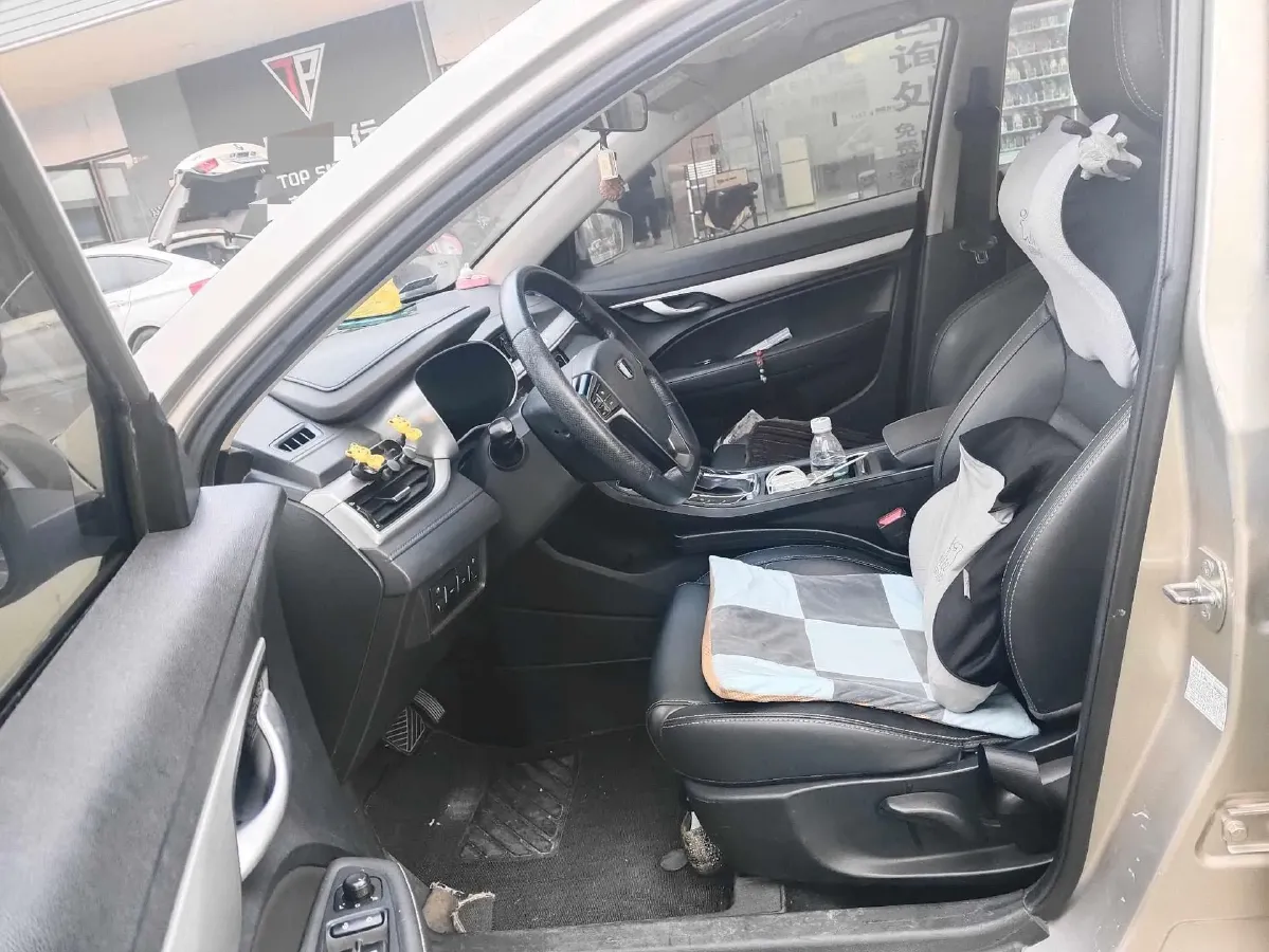 2018 Geely Emgrand 1.5L 109HP L4 CVT,autocango,china used car exporter,china ev exporter,chinese used car exporter,chinese used ev exporter