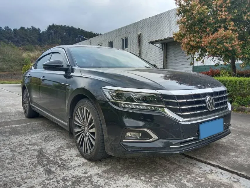 2019 Volvo V40 1.5T 152HP L4 6AT,autocango,china used car exporter,china ev exporter,chinese used car exporter,chinese used ev exporter