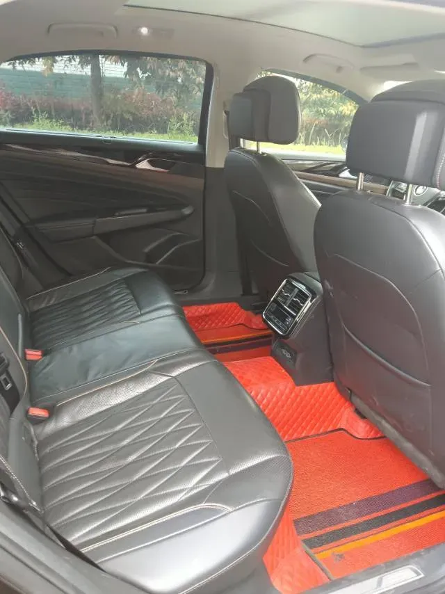 2019 Volvo V40 1.5T 152HP L4 6AT,autocango,china used car exporter,china ev exporter,chinese used car exporter,chinese used ev exporter