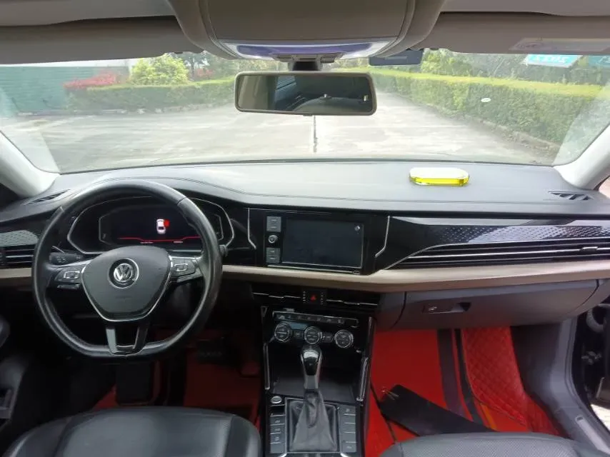 2019 Volvo V40 1.5T 152HP L4 6AT,autocango,china used car exporter,china ev exporter,chinese used car exporter,chinese used ev exporter