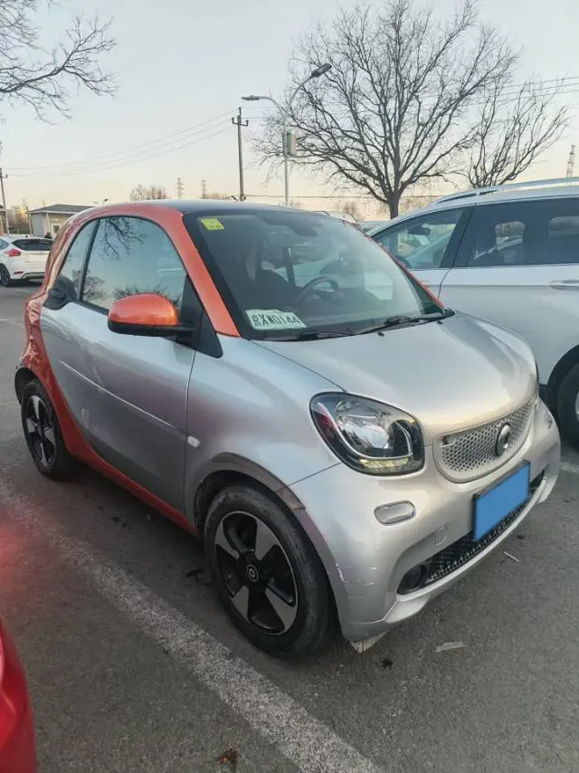 2015 Smart smart fortwo 1.0L 71HP L3 6DCT,autocango,china used car exporter,china ev exporter,chinese used car exporter,chinese used ev exporter