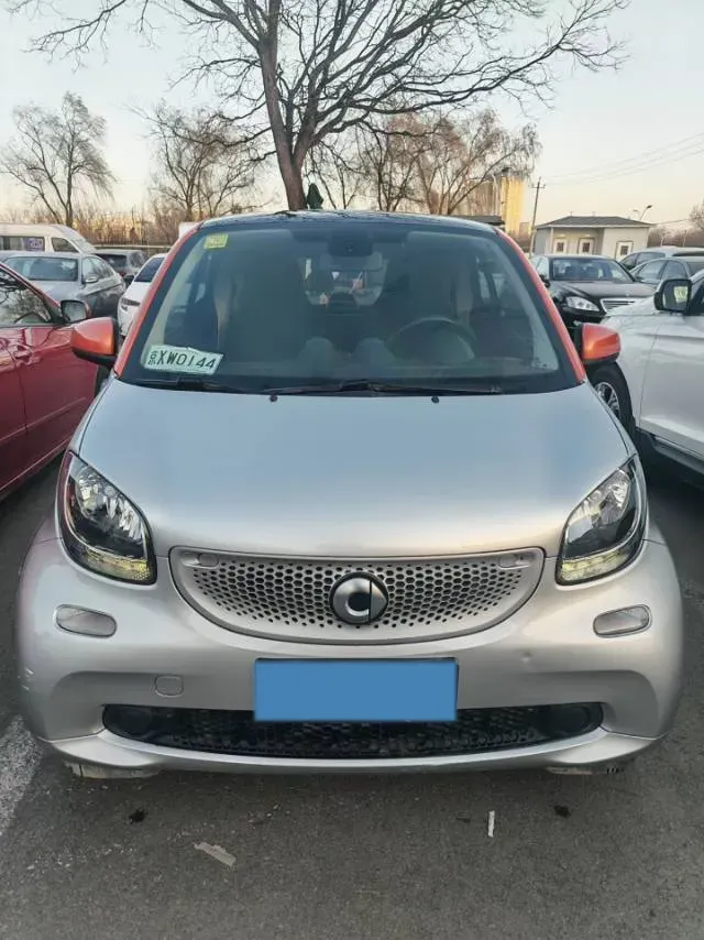 2015 Smart smart fortwo 1.0L 71HP L3 6DCT,autocango,china used car exporter,china ev exporter,chinese used car exporter,chinese used ev exporter