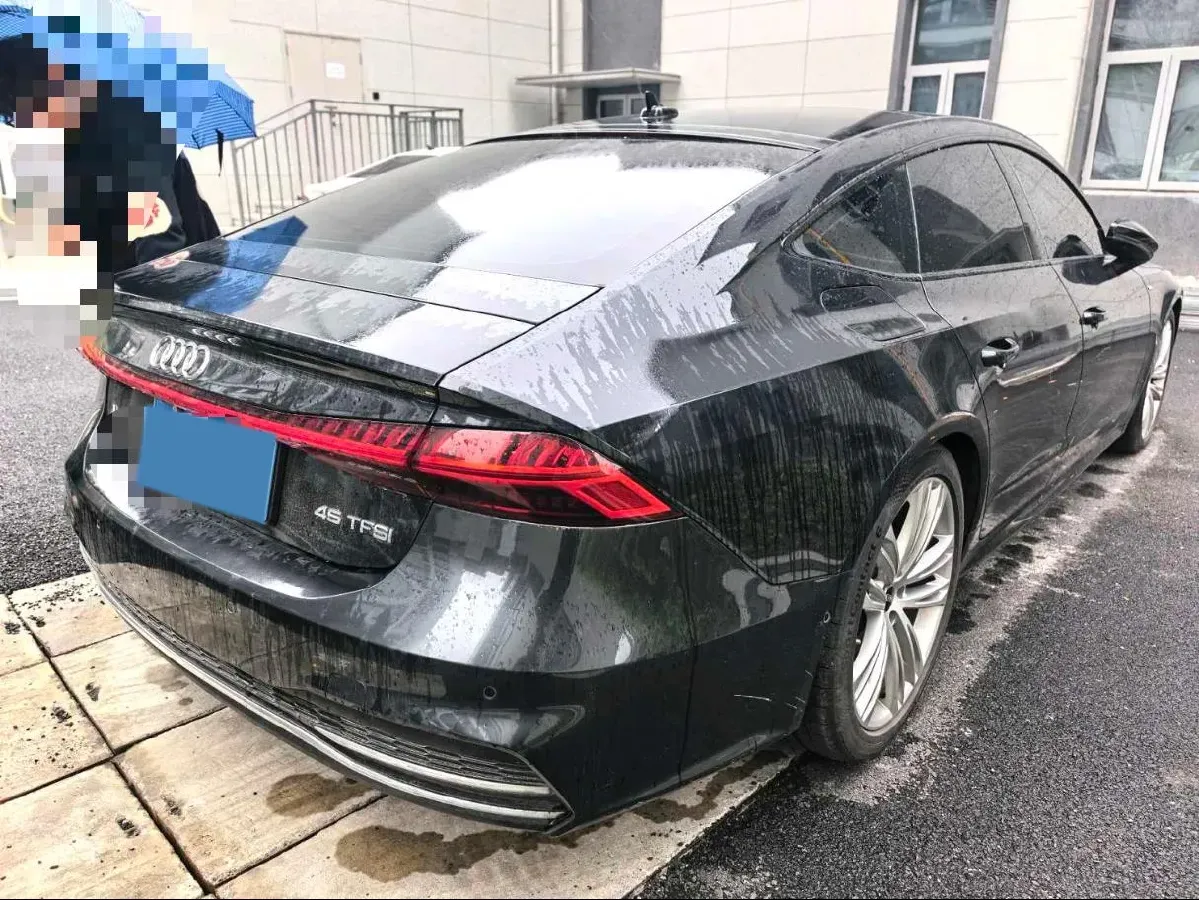 2021 Audi A7 2.0T 245HP L4 7DCT,autocango,china used car exporter,china ev exporter,chinese used car exporter,chinese used ev exporter