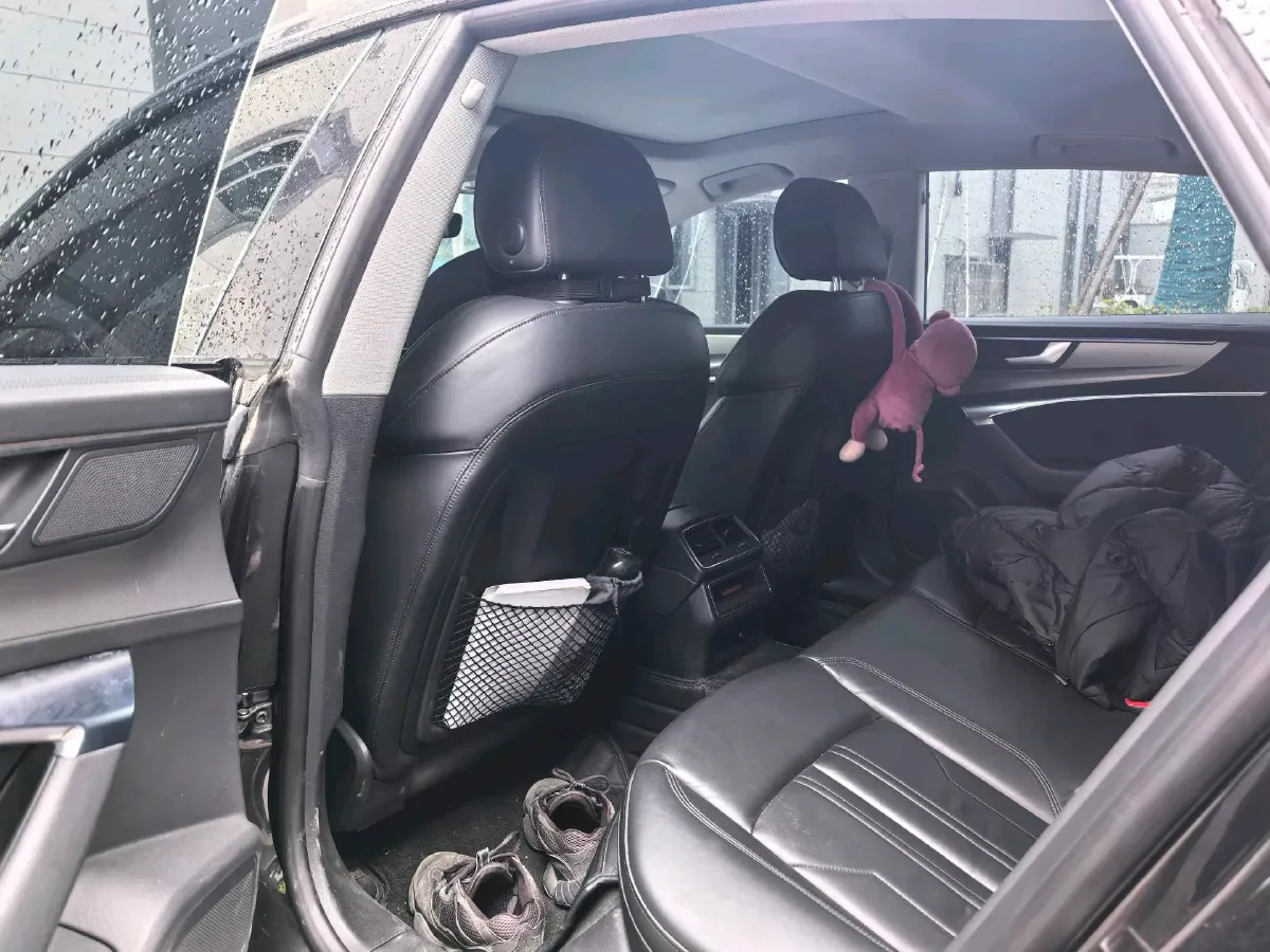 2021 Audi A7 2.0T 245HP L4 7DCT,autocango,china used car exporter,china ev exporter,chinese used car exporter,chinese used ev exporter