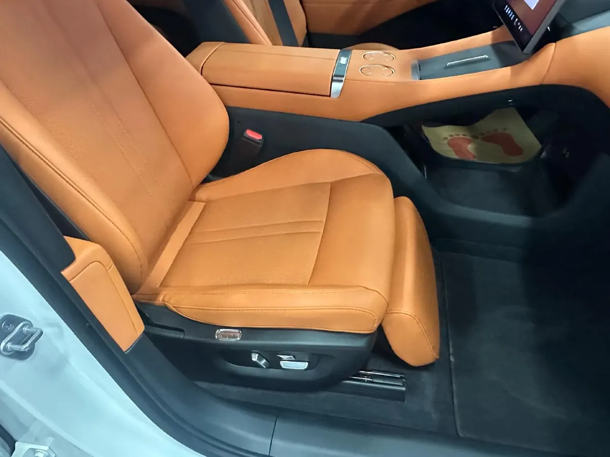 2025 MI YU7 BEV 101.7KWH,autocango,china used car exporter,china ev exporter,chinese used car exporter,chinese used ev exporter