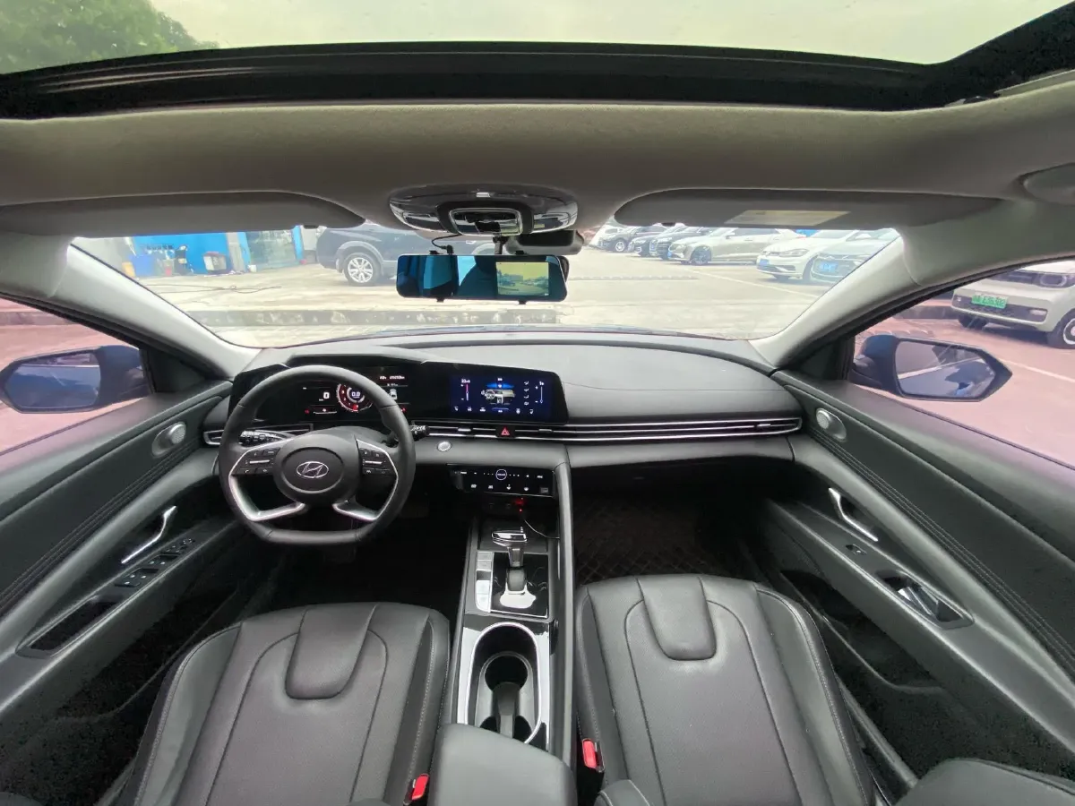 2022 Hyundai Elantra 1.5L 115HP L4 CVT,autocango,china used car exporter,china ev exporter,chinese used car exporter,chinese used ev exporter